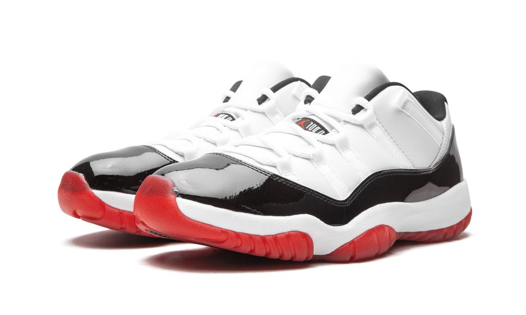 Air Jordan 11 Retro Low Concord Bred