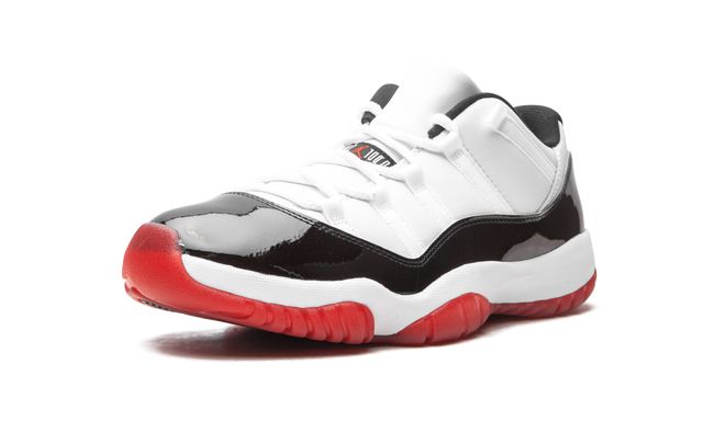 Air Jordan 11 Retro Low Concord Bred