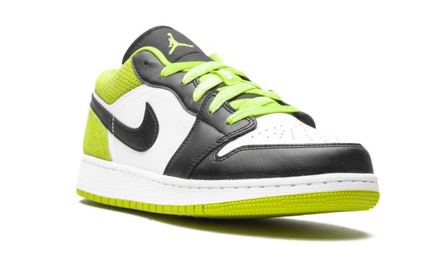 Jordan 1 Low Black Cyber