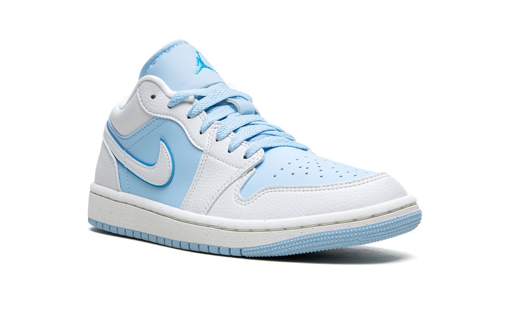 Jordan 1 Low Reverse Ice Blue