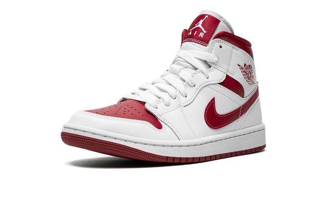 Jordan 1 Mid Reverse Chicago