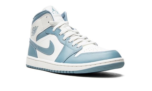 Jordan 1 Mid UNC