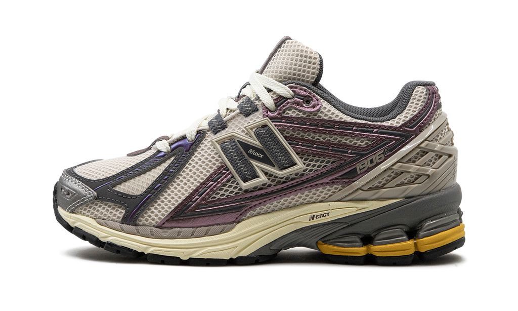New Balance 1906R "LICORICE"