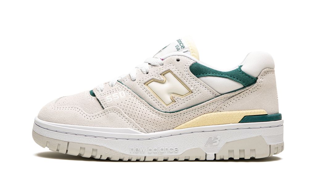 New Balance 550  Reflection