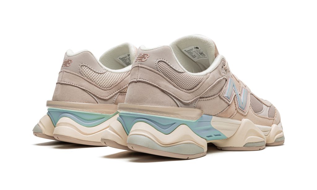 New Balance 9060 Ivory