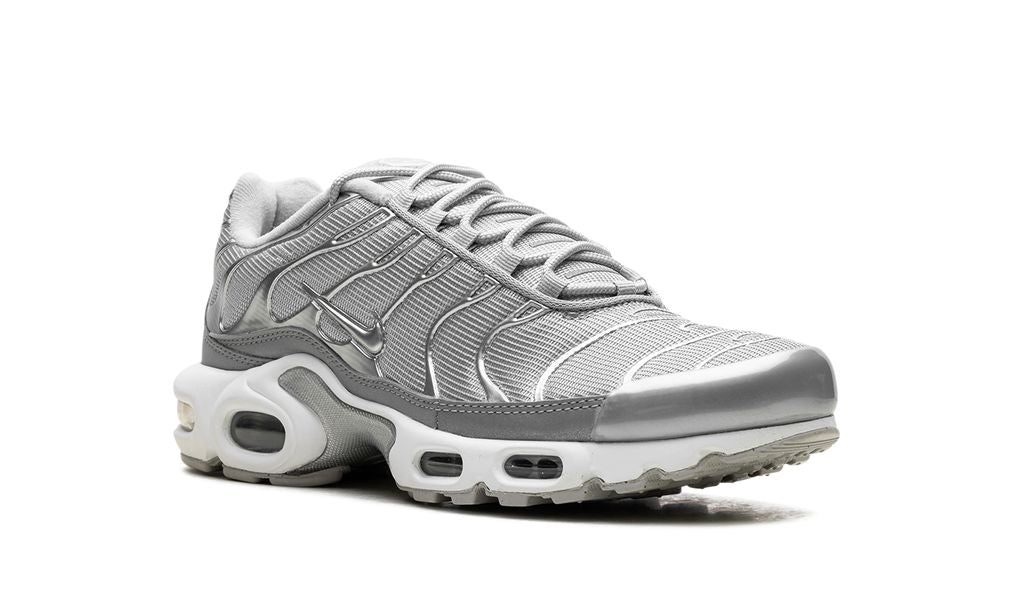Nike Air Max Plus Metallic Silver