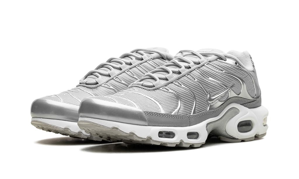 Nike Air Max Plus Metallic Silver