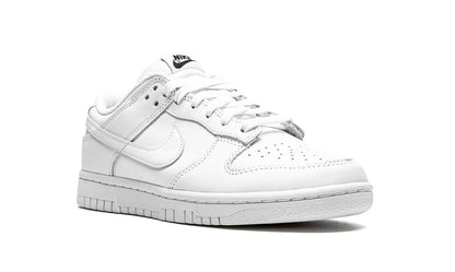 Nike Dunk Low Triple White
