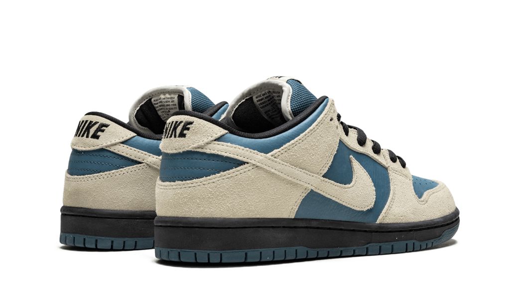 Nike Dunk SB Low Light Cream Thunderstorm