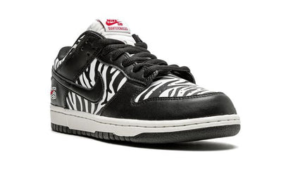 Nike SB Dunk Low Quartersnacks Zebra