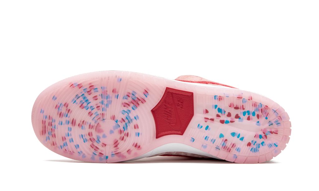 Nike SB Dunk Low Strangelove